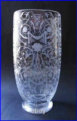 Vase Ancien CRISTAL BACCARAT gravé modèle MICHEL ANGE MICHELANGELO