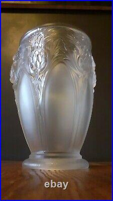Vase Art Déco 1930 décor de Chardons verre moulé signé Verlys France