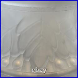 Vase Art Déco En Verre Dépoli Moulé Signé Joma Montfleuri France