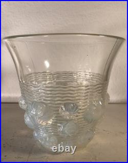 Vase Art Déco aux Coquillages opalescent par Verlys