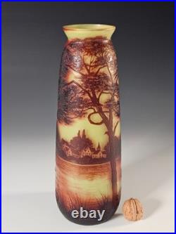 Vase Art Nouveau 26 cm Verre dégagé à l'acide Signé J Michel -style Gallé Daum