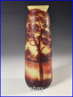 Vase Art Nouveau 26 cm Verre dégagé à l'acide Signé J Michel -style Gallé Daum