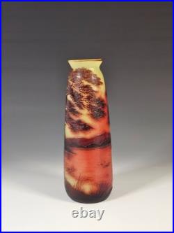 Vase Art Nouveau 26 cm Verre dégagé à l'acide Signé J Michel -style Gallé Daum