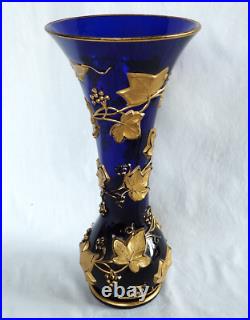 Vase Art Nouveau lierre cristal de Baccarat bleu cobalt 39,7cm