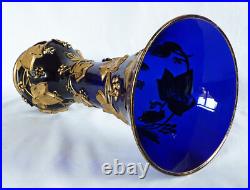 Vase Art Nouveau lierre cristal de Baccarat bleu cobalt 39,7cm