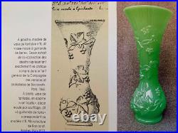 Vase Art Nouveau lierre cristal de Baccarat bleu cobalt 39,7cm