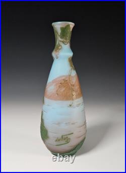 Vase Art Nouveau signé DEVEZ Pantin verre multicouche gravé à l'acide 17 cm