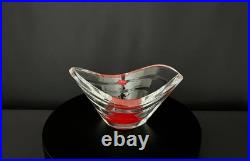 Vase Baccarat modèle Wave en cristal massif Coffret d'origine Vase Baccarat modèle Wave en cristal massif Coffret d'origine