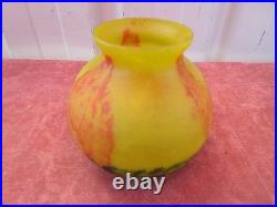Vase Boule Epoque Art Deco En Pate De Verre Lorrain, Daum Vase Boule Epoque Art Deco En Pate De Verre Lorrain, Daum
