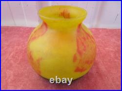 Vase Boule Epoque Art Deco En Pate De Verre Lorrain, Daum Vase Boule Epoque Art Deco En Pate De Verre Lorrain, Daum