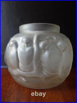 Vase Boule Signe Muller Freres Luneville 12 Oiseaux Verre Cristal Presse-depoli Vase Boule Signe Muller Freres Luneville 12 Oiseaux Verre Cristal Presse-depoli