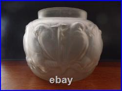 Vase Boule Signe Muller Freres Luneville 12 Oiseaux Verre Cristal Presse-depoli Vase Boule Signe Muller Freres Luneville 12 Oiseaux Verre Cristal Presse-depoli