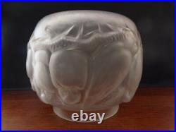 Vase Boule Signe Muller Freres Luneville 12 Oiseaux Verre Cristal Presse-depoli Vase Boule Signe Muller Freres Luneville 12 Oiseaux Verre Cristal Presse-depoli
