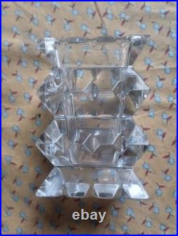 Vase Colombine en cristal de Baccarat. Belle pièce de collection