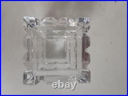 Vase Colombine en cristal de Baccarat. Belle pièce de collection