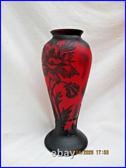 Vase DE VIANNE Décor de chardons dégagés à l'acide Inspiration Art Nouveau