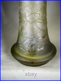 Vase Émile gallé à décor Chardons Vert en fleur Art Nouveau
