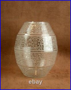 Vase En Cristal De Baccarat Epoque Art Deco Decor Gravé A L'acide Roses Signé