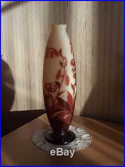 Vase Gallé aux fleurs de fuschias Art nouveau 1900
