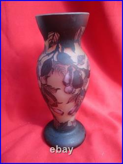 Vase Gallé TIP en verre multicouches dégagé à l'acide