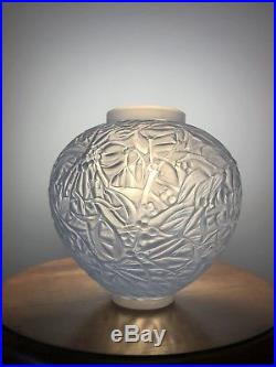 Vase Gui René Lalique R. Lalique Double Cased Opalescent Stained Glass Vase