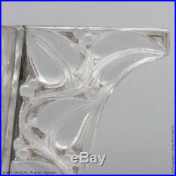 Vase Honfleur en verre blanc de R. Lalique