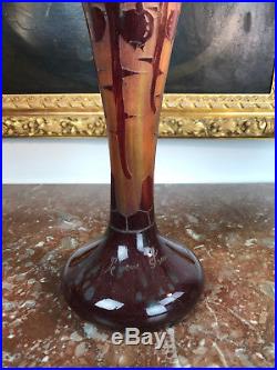 Vase Le Verre Français (epoque Art Deco) A Decor De Bogue De Marrons De 42 CM