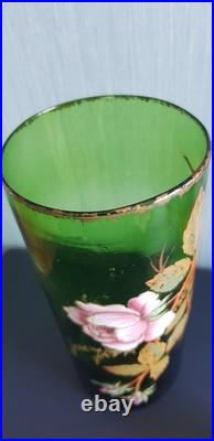 Vase Legras sur fond vert décor branche de rose