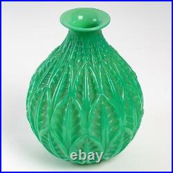 Vase Malesherbes Verre Jade René Lalique R. Lalique Cased Jade Green Glass