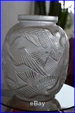 Vase Pierre d'Avesn Art déco style Lalique Daum Sabino Verlys Muller