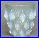 Vase-Rampillon-de-R-Lalique-en-verre-opalescent-01-br
