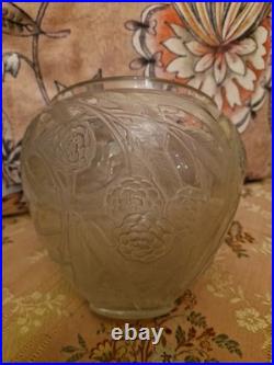 Vase René Lalique Modele Nefliers