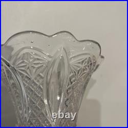 Vase Soliflore Forme Cornet Tulipe Sur Pied En Métal Vase Soliflore Forme Cornet Tulipe Sur Pied En Métal