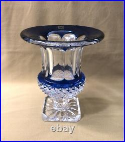 Vase VASQUE DE MEDICIS cristal SAINT LOUIS doublé BLEU modèle VERSAILLES 19,5cm