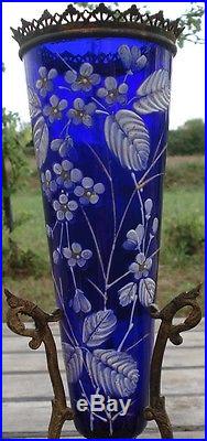 -Vase Verre Bleu émaillé Monture Bronze XIX ème siècle