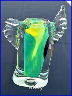 Vase Verre Souffle A Inclusions Stylise Et Moderniste- Signe J. Michel Gauthier