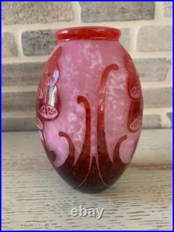Vase art déco Le Verre Français modèle digitales