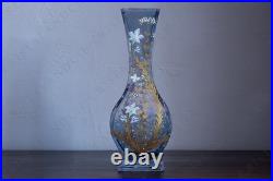 Vase aux fleurs émaillées par Baccarat XIXè. Vase with enameled flowers Baccat