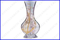 Vase aux fleurs émaillées par Baccarat XIXè. Vase with enameled flowers Baccat