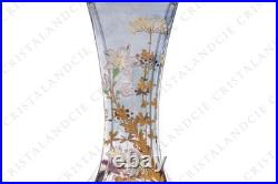 Vase aux fleurs émaillées par Baccarat XIXè. Vase with enameled flowers Baccat
