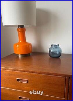 Vase bleu signé Claude Morin en verre soufflé, année 60