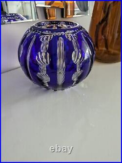 Vase boule en cristal de Saint-Louis