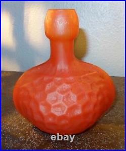 Vase coloquinte pâte de verre rouge art nouveau LoetzDaum à identifier