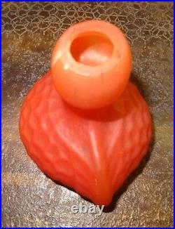 Vase coloquinte pâte de verre rouge art nouveau LoetzDaum à identifier