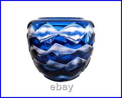 Vase contemporain en cristal overlay bleu acide signé Saint-Louis St océane