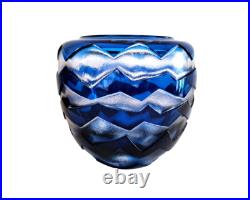 Vase contemporain en cristal overlay bleu acide signé Saint-Louis St océane