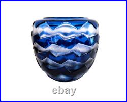 Vase contemporain en cristal overlay bleu acide signé Saint-Louis St océane