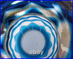 Vase contemporain en cristal overlay bleu acide signé Saint-Louis St océane