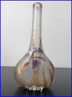 Vase cristal dégagé à lacide émaillé à décor floral diris de Legras Montjoye