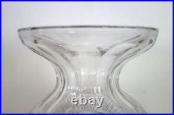 Vase cristal taillé forme Médicis Saint Louis début XXème